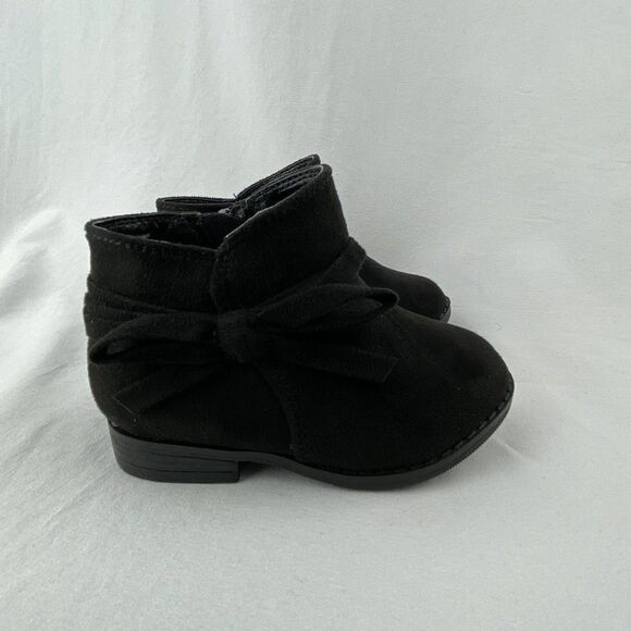 UNR8AD Boots Toddler Girl 5.5 Black Suede Ankle Booties Bow Detail Fall MINT! - Picture 2 of 9